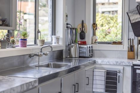 Photo of property in 84 District Road, Green Island, Dunedin, 9018