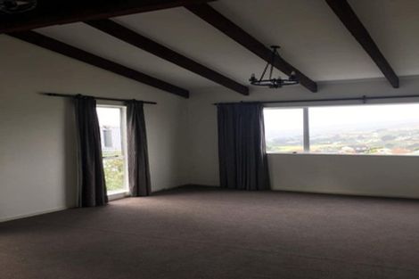 Photo of property in 3 Kerr Grove, Johnsonville, Wellington, 6037