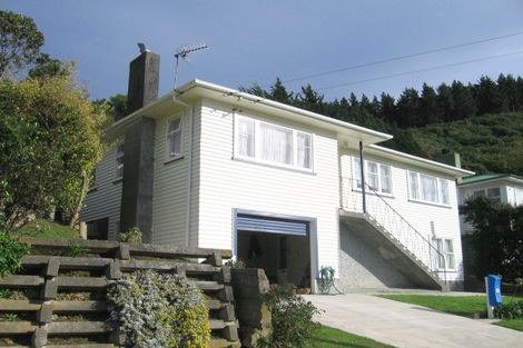 Photo of property in 25 Franklyn Road, Tawa, Wellington, 5028