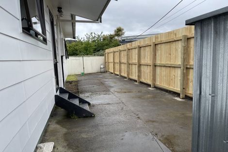 Photo of property in 2/15 Gibson Crescent, Naenae, Lower Hutt, 5011