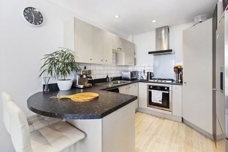 Photo of property in 15 Birkhall Grove, Strathmore Park, Wellington, 6022