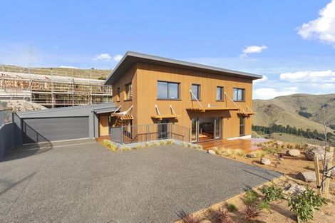 Photo of property in 1 Parkridge Place, Mount Pleasant, Christchurch, 8081