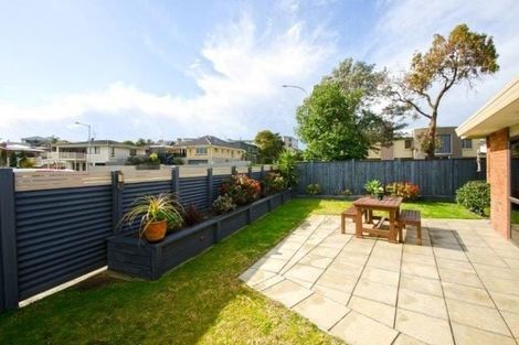 Photo of property in 10 Terrace Avenue, Mount Maunganui, 3116