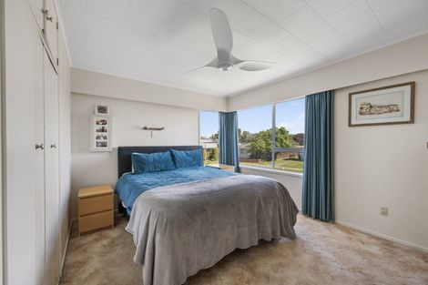 Photo of property in 11 Wynyard Crescent, Tamatea, Napier, 4112