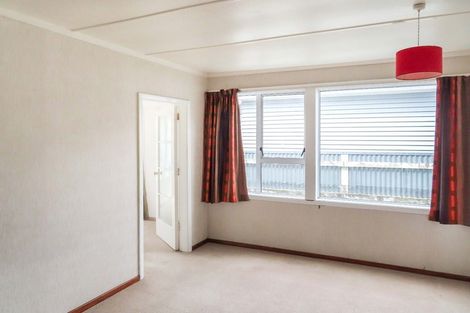 Photo of property in 9 Wheatley Street, Naenae, Lower Hutt, 5011