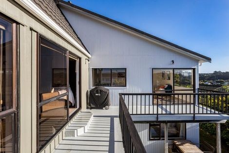 Photo of property in 22 Mercury Way, Whitby, Porirua, 5024