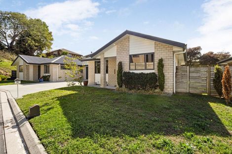 Photo of property in 51 Shrule Place, Huntington, Hamilton, 3210