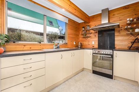 Photo of property in 117a Gloaming Hill, Titahi Bay, Porirua, 5022