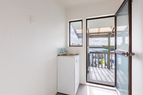 Photo of property in 1/1316 Jubilee Street, Mayfair, Hastings, 4122