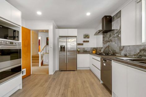 Photo of property in 5/1 Angle Street, Picton, 7220