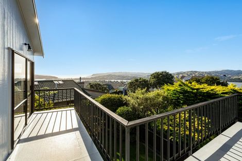 Photo of property in 22 Mercury Way, Whitby, Porirua, 5024