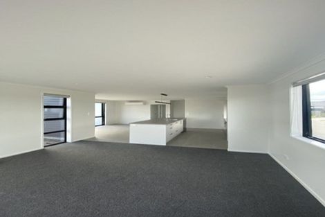 Photo of property in 3 Julie Lane, Papamoa, 3118