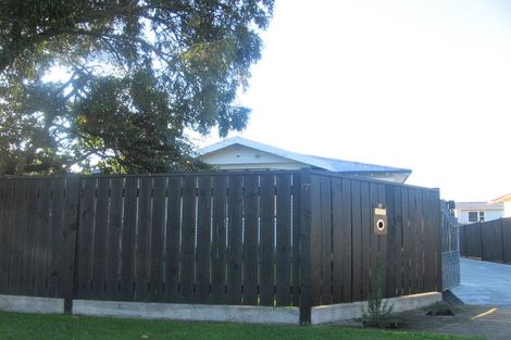 Photo of property in 17 Burnside Street, Waterloo, Lower Hutt, 5011