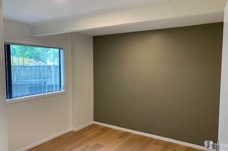 Photo of property in 1/29 Camelot Place, Glenfield, Auckland, 0629