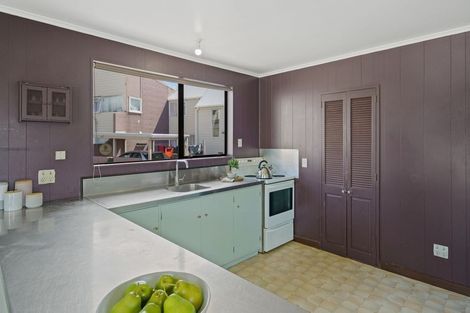 Photo of property in 26 Awamutu Grove, Waiwhetu, Lower Hutt, 5010