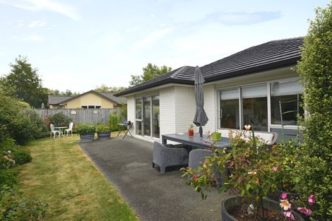 Photo of property in 64 Feist Street, Carterton, 5713