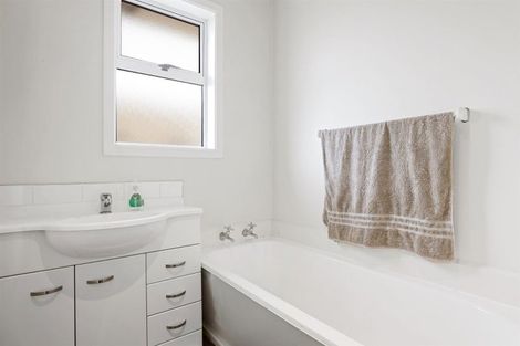 Photo of property in 23 Dunstan Crescent, Hornby, Christchurch, 8042