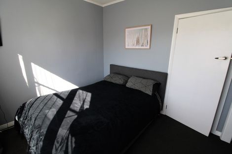 Photo of property in 5 Henderson Street, Dannevirke, 4930