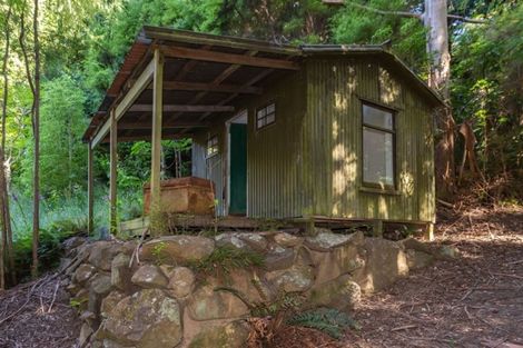 Photo of property in 102 Reynolds Valley Road, Okuti Valley, Little River, 7591