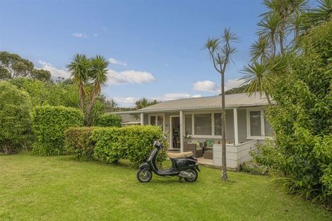 Photo of property in 4 Riverview Road, Cooks Beach, Whitianga, 3591
