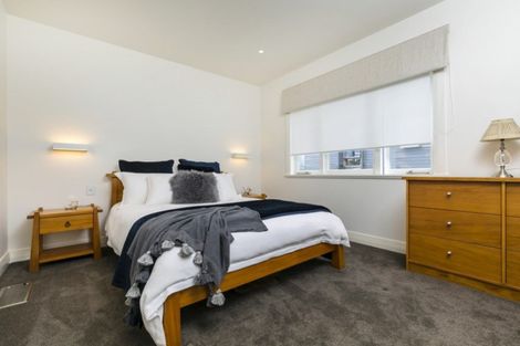 Photo of property in 31 Seacliffe Avenue, Belmont, Auckland, 0622