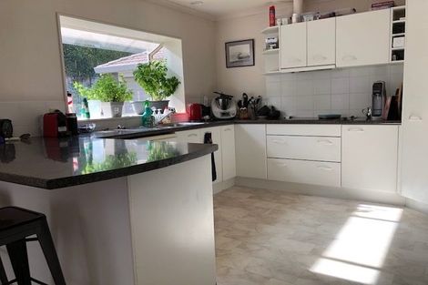 Photo of property in 53 Kenmure Avenue, Forrest Hill, Auckland, 0620