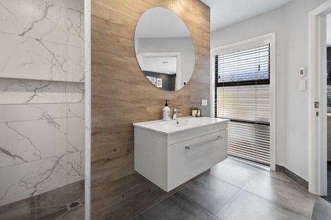 Photo of property in 34 Freedom Drive, Kelvin Grove, Palmerston North, 4414