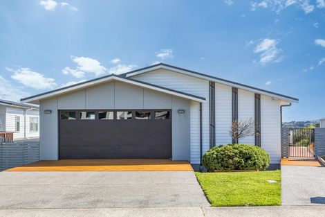 Photo of property in 56 John Burke Drive, Aotea, Porirua, 5024