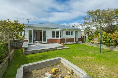 Photo of property in 22 Fraser Avenue, Johnsonville, Wellington, 6037