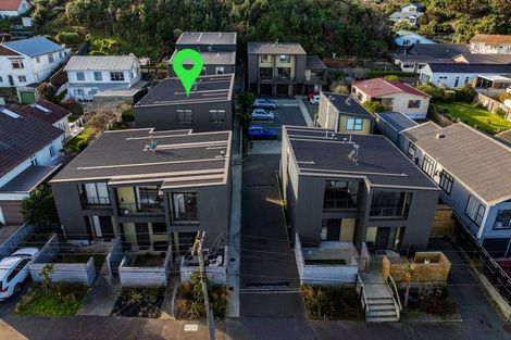 Photo of property in 7/20 Trent Street, Island Bay, Wellington, 6023