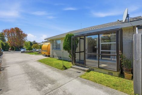 Photo of property in 2/11 Dilworth Street, Riccarton, Christchurch, 8011