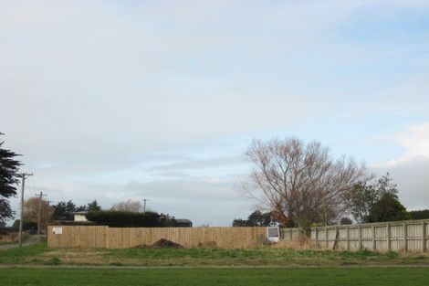 Photo of property in 695 Queens Drive, Waikiwi, Invercargill, 9810