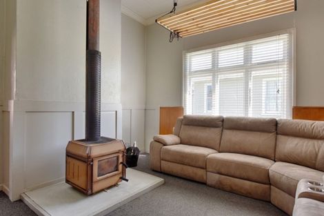 Photo of property in 6 Howard Street, Gore, 9710