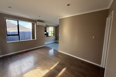 Photo of property in 2/3 Trimmer Terrace, Papatoetoe, Auckland, 2025