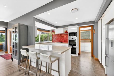 Photo of property in 135 Thompson Road, Bluff Hill, Napier, 4110