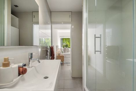 Photo of property in 3/73 Princes Street, Northcote Point, Auckland, 0627