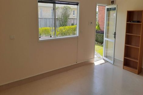 Photo of property in 90 Ridge Road, Howick, Auckland, 2014