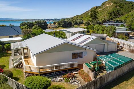 Photo of property in 17 Te Miha Crescent, Cape Palliser, Featherston, 5772
