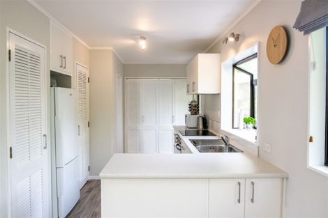 Photo of property in 834b Whangaparaoa Road, Manly, Whangaparaoa, 0930