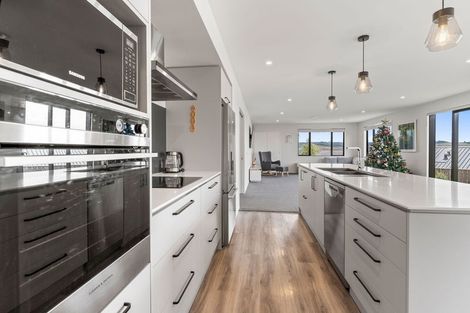 Photo of property in 50 Katania Heights, Brightwater, 7022