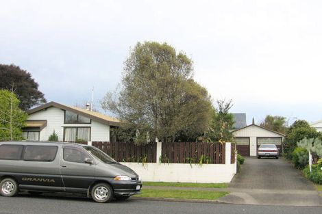 Photo of property in 41 Delamare Road, St Andrews, Hamilton, 3200