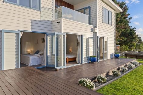 Photo of property in 105 Waterfall Road, Paraparaumu, 5032