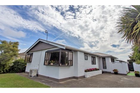 Photo of property in 73 Hargood Street, Woolston, Christchurch, 8062