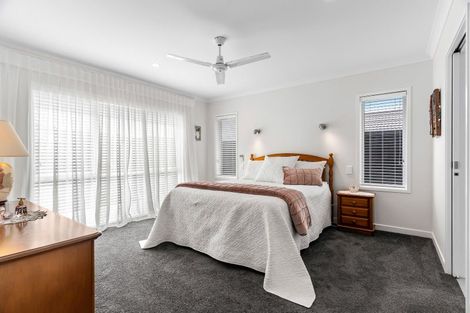 Photo of property in 27 Lynley Park Drive, Omokoroa, 3114