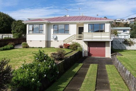 Photo of property in 7 Moulton Street, Moturoa, New Plymouth, 4310