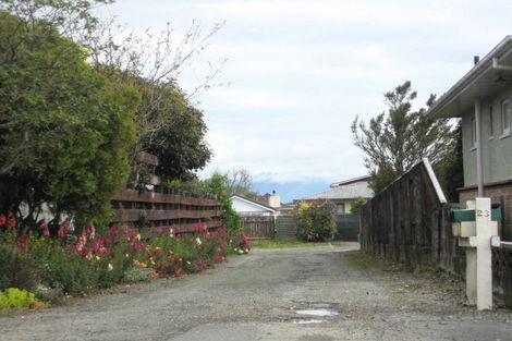 Photo of property in 4/23 Devon Street, Stoke, Nelson, 7011