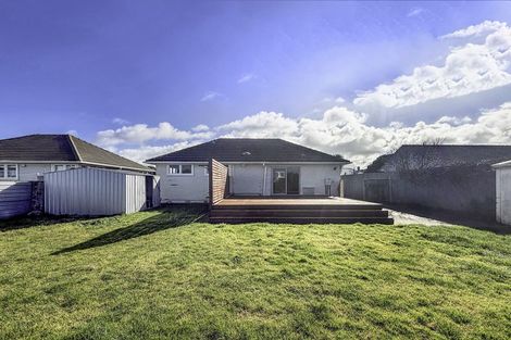 Photo of property in 19 Armstrong Place, Gonville, Whanganui, 4501