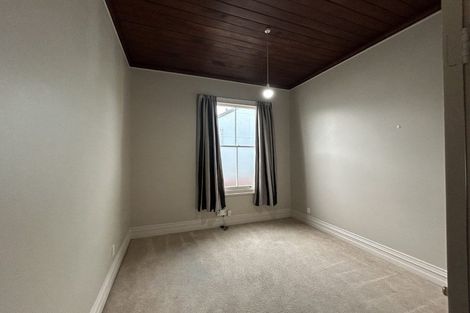 Photo of property in 25 Nelson Crescent, Napier South, Napier, 4110