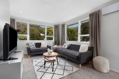 Photo of property in 63 Rangituhi Crescent, Takapuwahia, Porirua, 5022