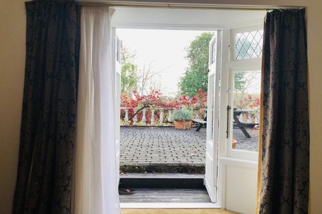 Photo of property in 2/73b Carlton Gore Road, Newmarket, Auckland, 1023